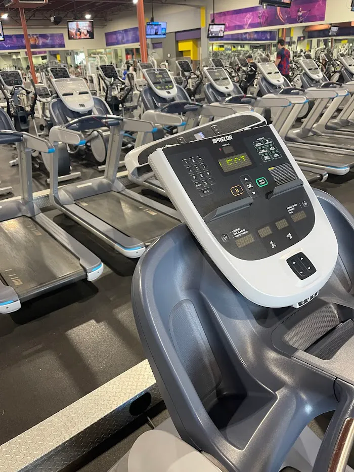 24 Hour Fitness 6