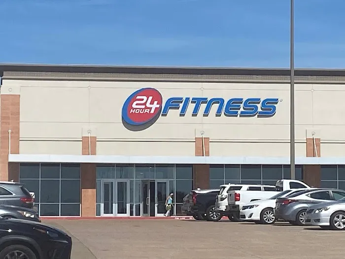 24 Hour Fitness 0