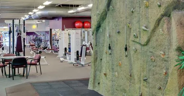 In-Shape Family Fitness 4