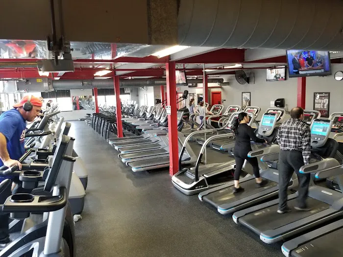 Steel Beach Gym 8