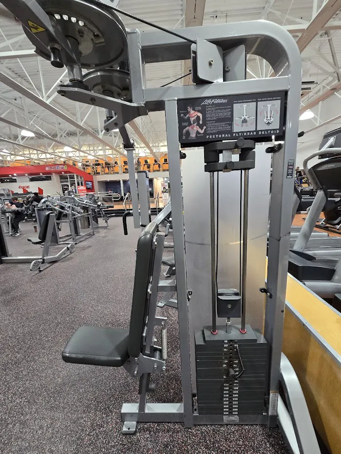 The Edge Fitness Clubs 4