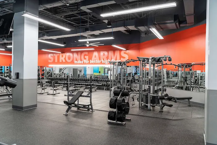 Blink Fitness Ridgewood 1