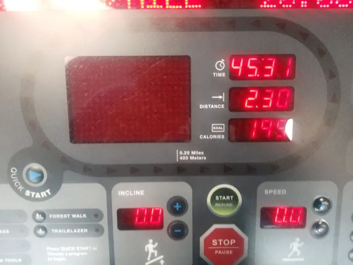 LA Fitness 0