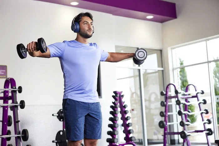 Planet Fitness 9