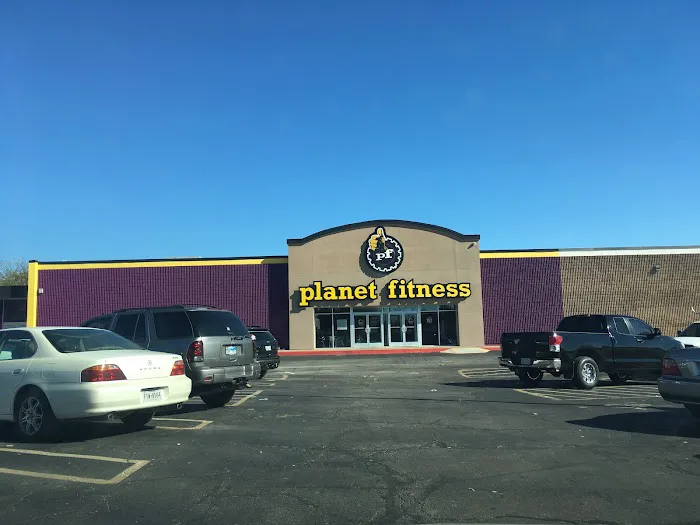 Planet Fitness 4