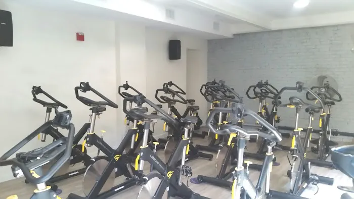 Benefitness Health Club 4