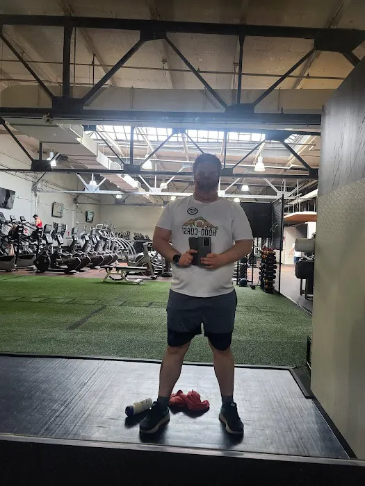 Crunch Fitness - Allston 3