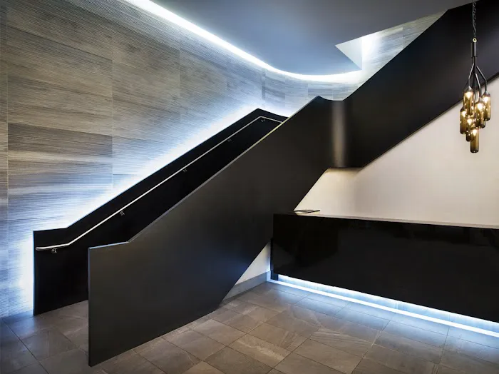 Equinox Dartmouth 7