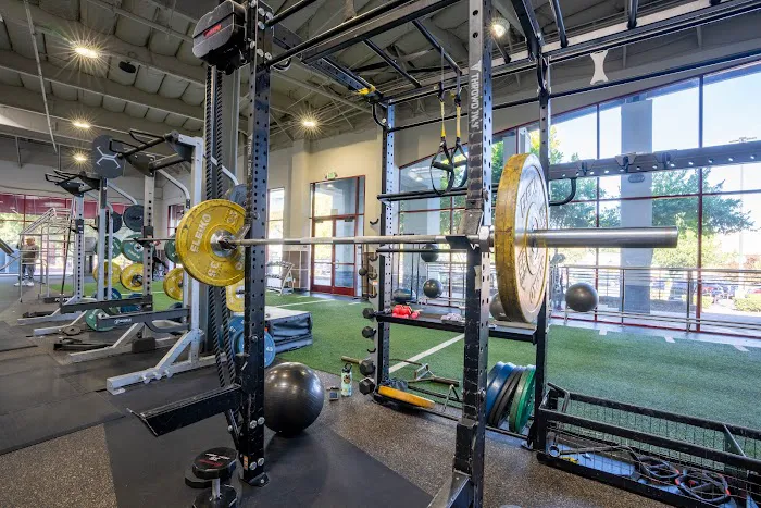 24 Hour Fitness 0