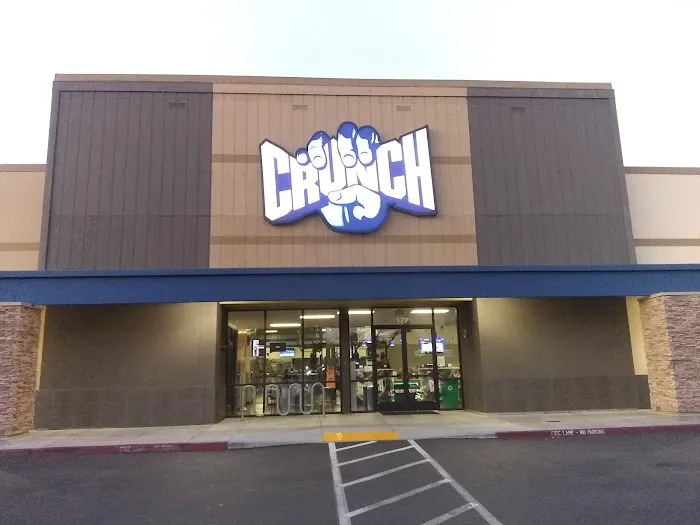 Crunch Fitness - San Lorenzo 3