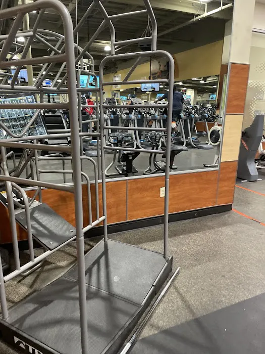 24 Hour Fitness 2