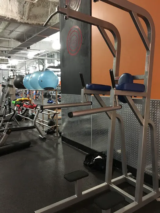 Crunch Fitness - Daly City 0