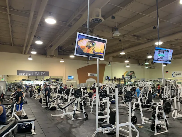 24 Hour Fitness 2