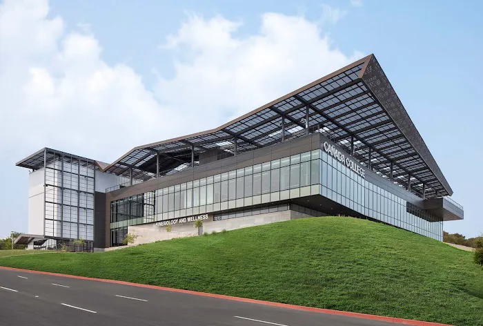 Cañada College Athletic Center 6