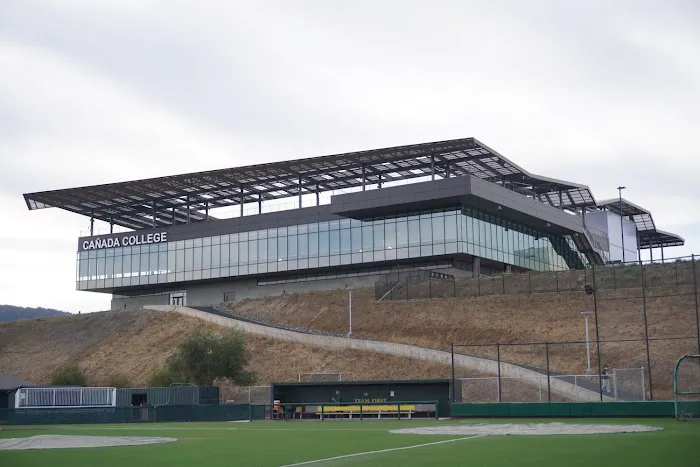 Cañada College Athletic Center 0