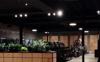 gold's gym highland meadows