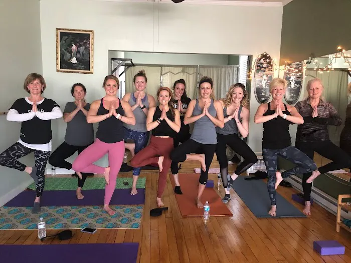 Natural Fitness Yoga 5