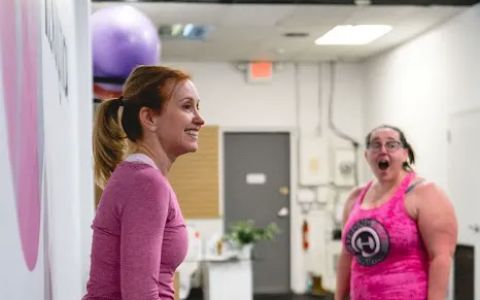StrongGirl Revolution