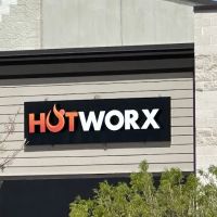 HOTWORX - Mansfield TX - Shops at Broad