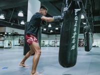 Effective Muay Thai Bag Workout for Beginners to Build Strength and Technique