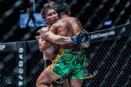 Mastering Muay Thai Clinch Fighting for Control and Effective Counters